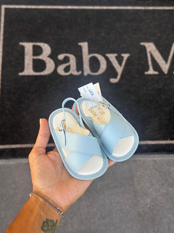 ꜱᴀɴᴅᴀʟɪ - Baby Model R C