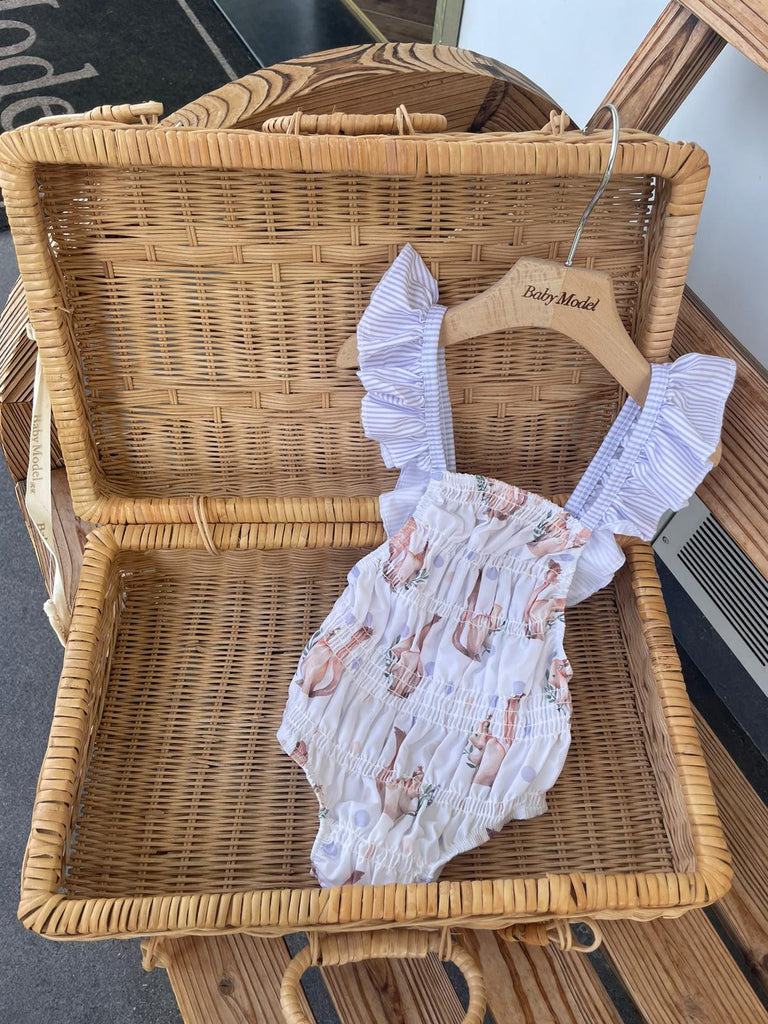 ᴄᴏꜱᴛᴜᴍᴇ - Baby Model R C