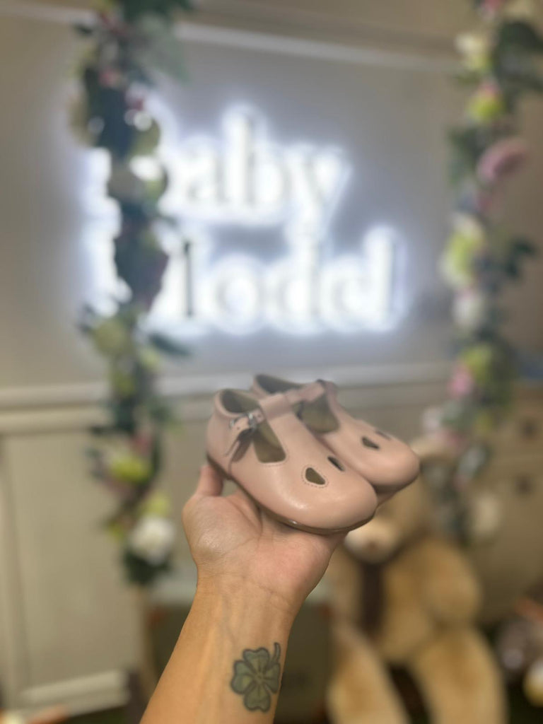 ꜱᴄᴀʀᴘᴇ - Baby Model R C