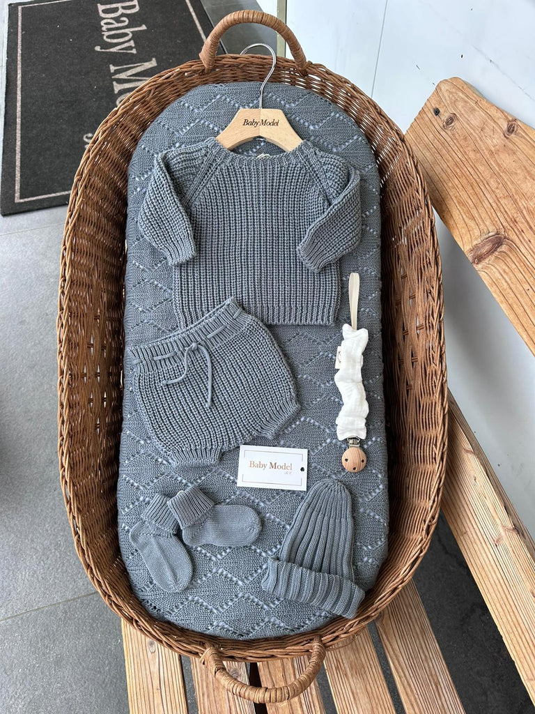 ꜱᴇᴛ ɴᴀꜱᴄɪᴛᴀ - Baby Model R C