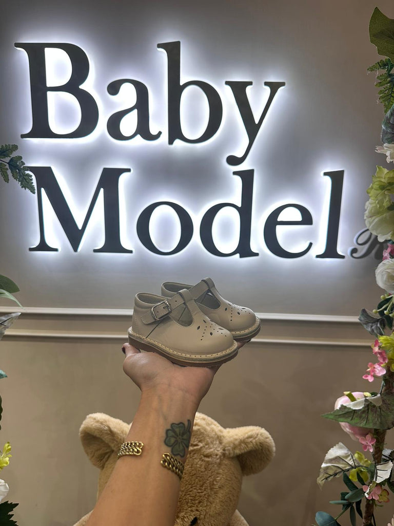 ꜱᴄᴀʀᴘᴇ - Baby Model R C