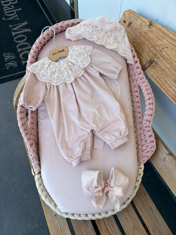 ꜱᴇᴛ ɴᴀꜱᴄɪᴛᴀ - Baby Model R C