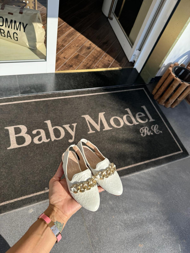 ꜱᴄᴀʀᴘᴇ - Baby Model R C