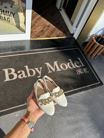 ꜱᴄᴀʀᴘᴇ - Baby Model R C
