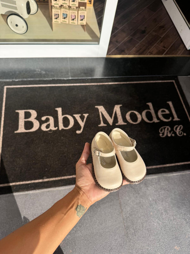 ꜱᴄᴀʀᴘᴇ - Baby Model R C